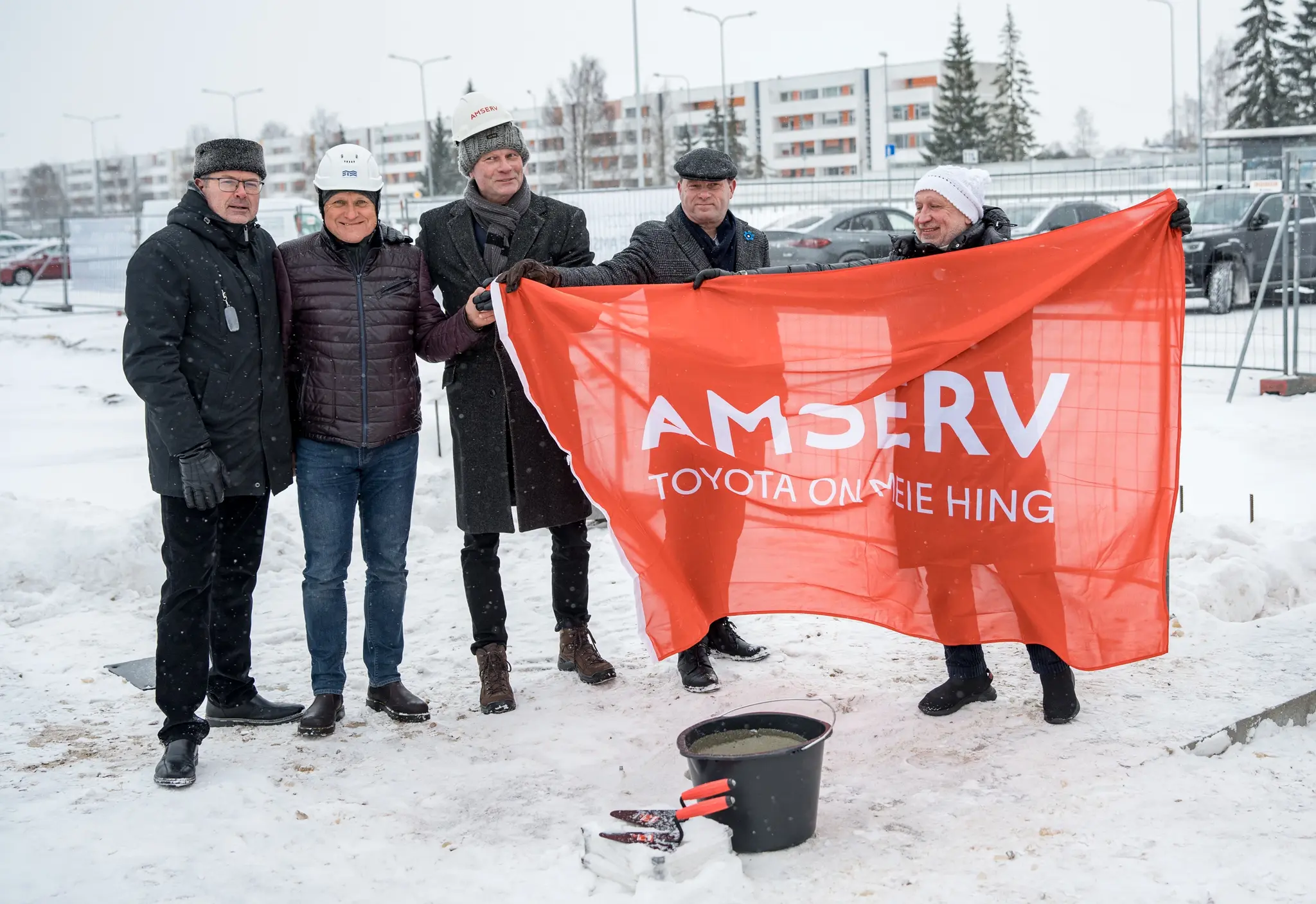 Uuele Amserv Pärnu esindusele pandi nurgakivi