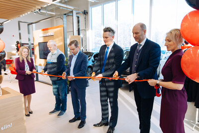 Amserv avas kaks uut autoesindust