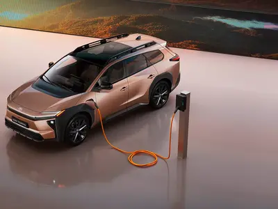 Toyota tõi müügile universaalkerega Toyota bZ4X Touring täiselektriauto