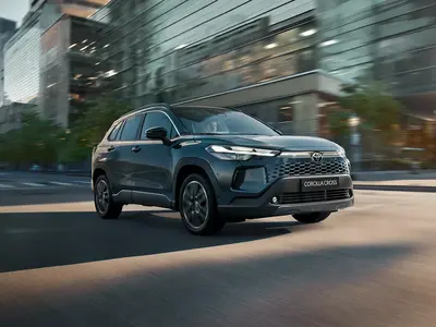 UUS COROLLA CROSS HYBRID