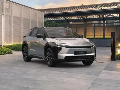 UUS TÄISELEKTRILINE TOYOTA bZ4X
