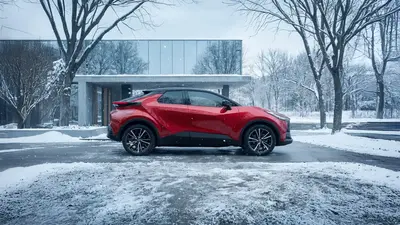 TOYOTA C-HR ERIPAKKUMINE